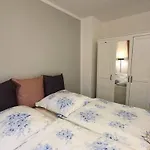 Zentral Gelegene, Ruhige 1 Am Park - Self Check In Apartmán Kiel