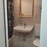 Zentral Gelegene, Ruhige 1 Am Park - Self Check In Apartmán *
