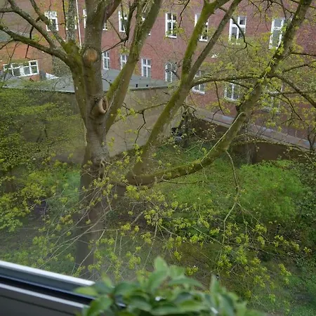 Zentral Gelegene, Ruhige 1 Am Park - Self Check In * Kiel