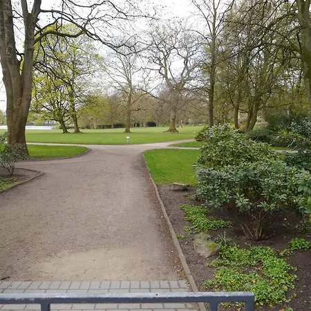 Zentral Gelegene, Ruhige 1 Am Park - Self Check In Kiel